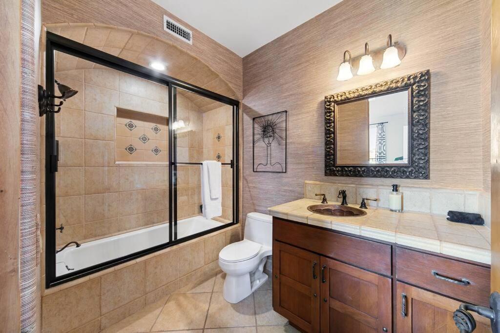 Villa Hollywood Hills Luxury Spanish Estate With Pool & Views