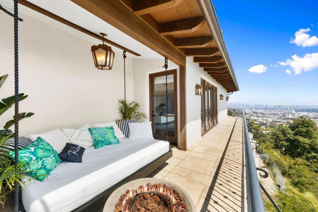 Hollywood Hills Luxury Spanish Estate With Pool & Views * Los Ángeles